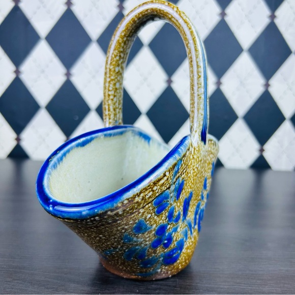 Vintage Studio Earthenware Basket Bowl, Blue Floral Glaze 8" Gray Brown Blue - Picture 6 of 14